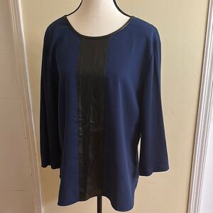*GOOD Condition* Ann Taylor Elegant Navy and Black Leather Women's Top